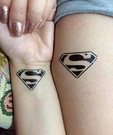 SUPERMAN/WOMAN